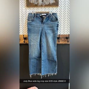 Judy Blue wide leg crop size 9/29 style JB88612
